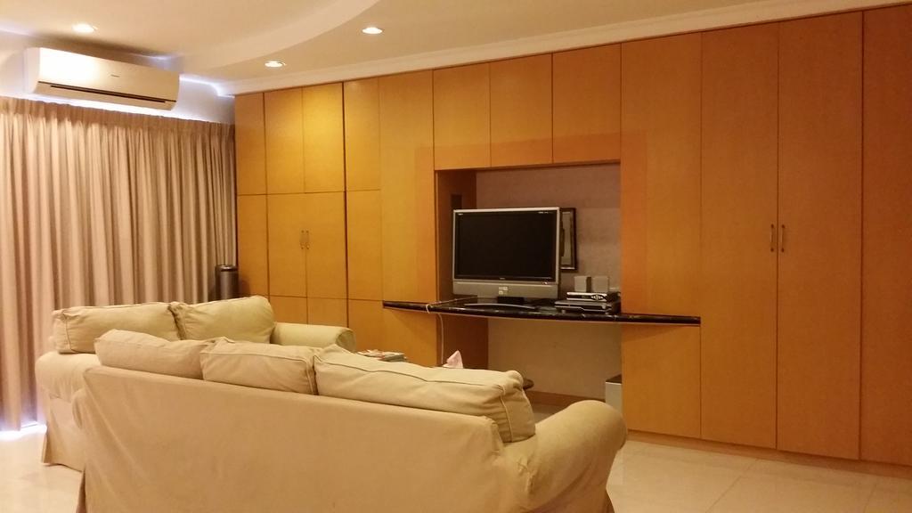 Tropical Sea View & Sunshine Villa Batu Feringgi Bagian luar foto